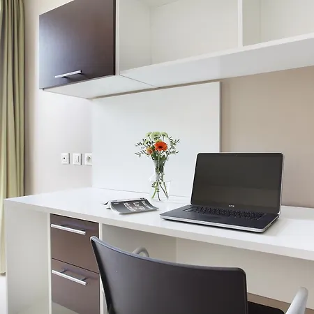 Neoresid - Lille-lambret Apartment *