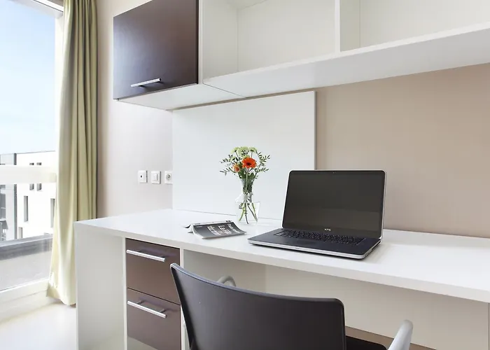 Neoresid - Lille-lambret דירה *